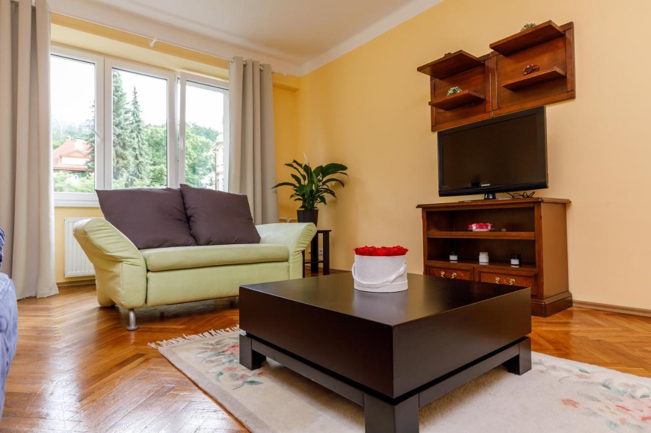 Apartments Tgm 11 Karlovy Vary Extérieur photo