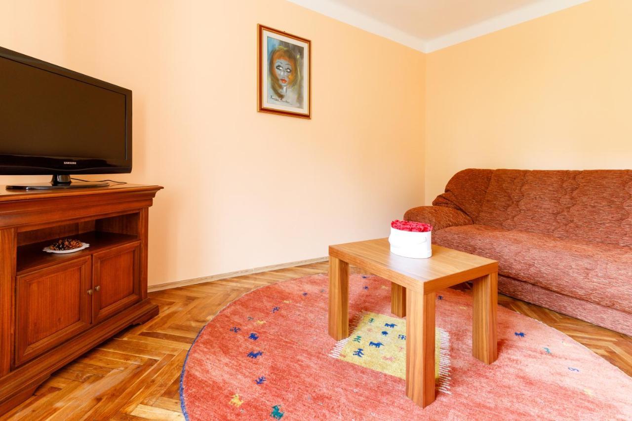 Apartments Tgm 11 Karlovy Vary Extérieur photo