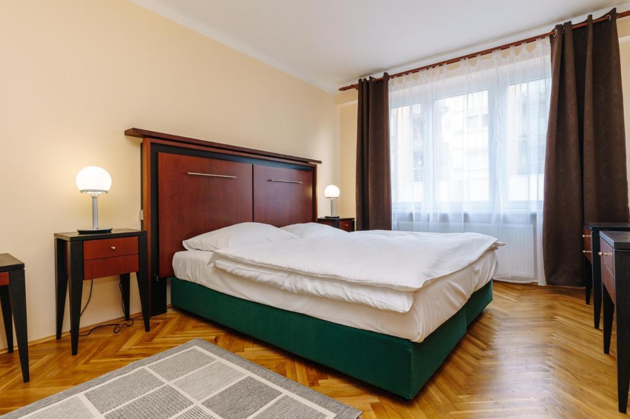 Apartments Tgm 11 Karlovy Vary Extérieur photo