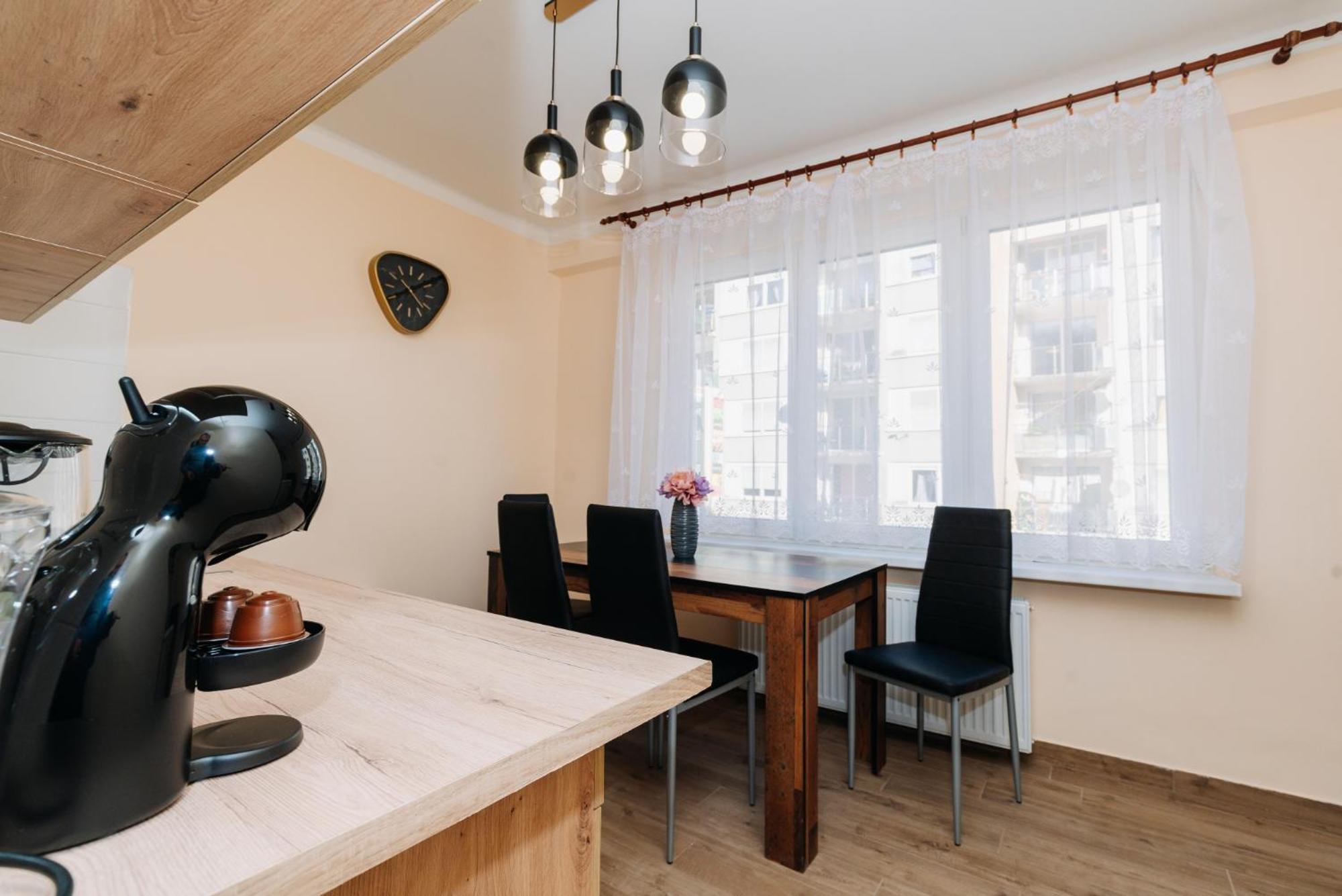 Apartments Tgm 11 Karlovy Vary Extérieur photo