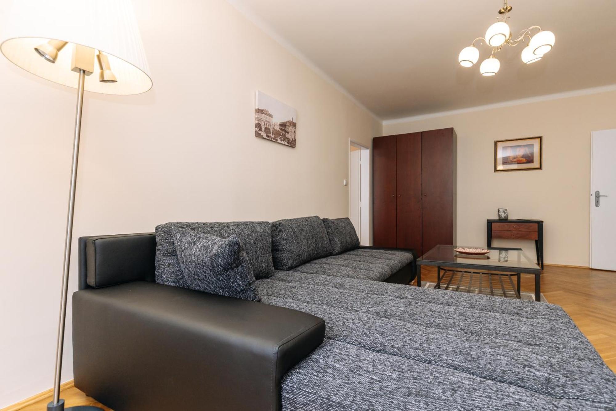 Apartments Tgm 11 Karlovy Vary Chambre photo