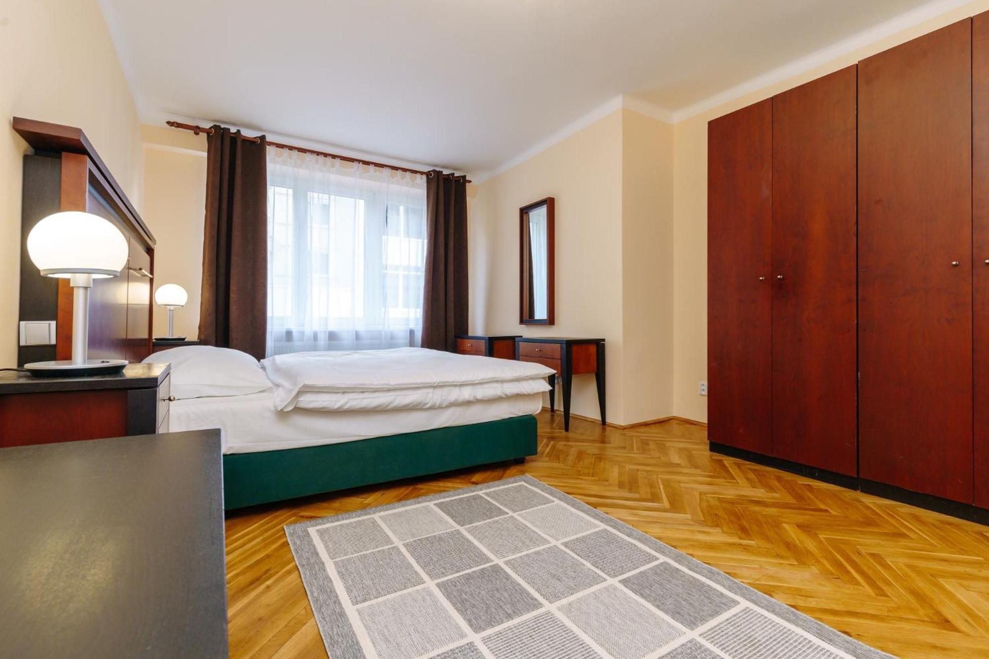 Apartments Tgm 11 Karlovy Vary Chambre photo