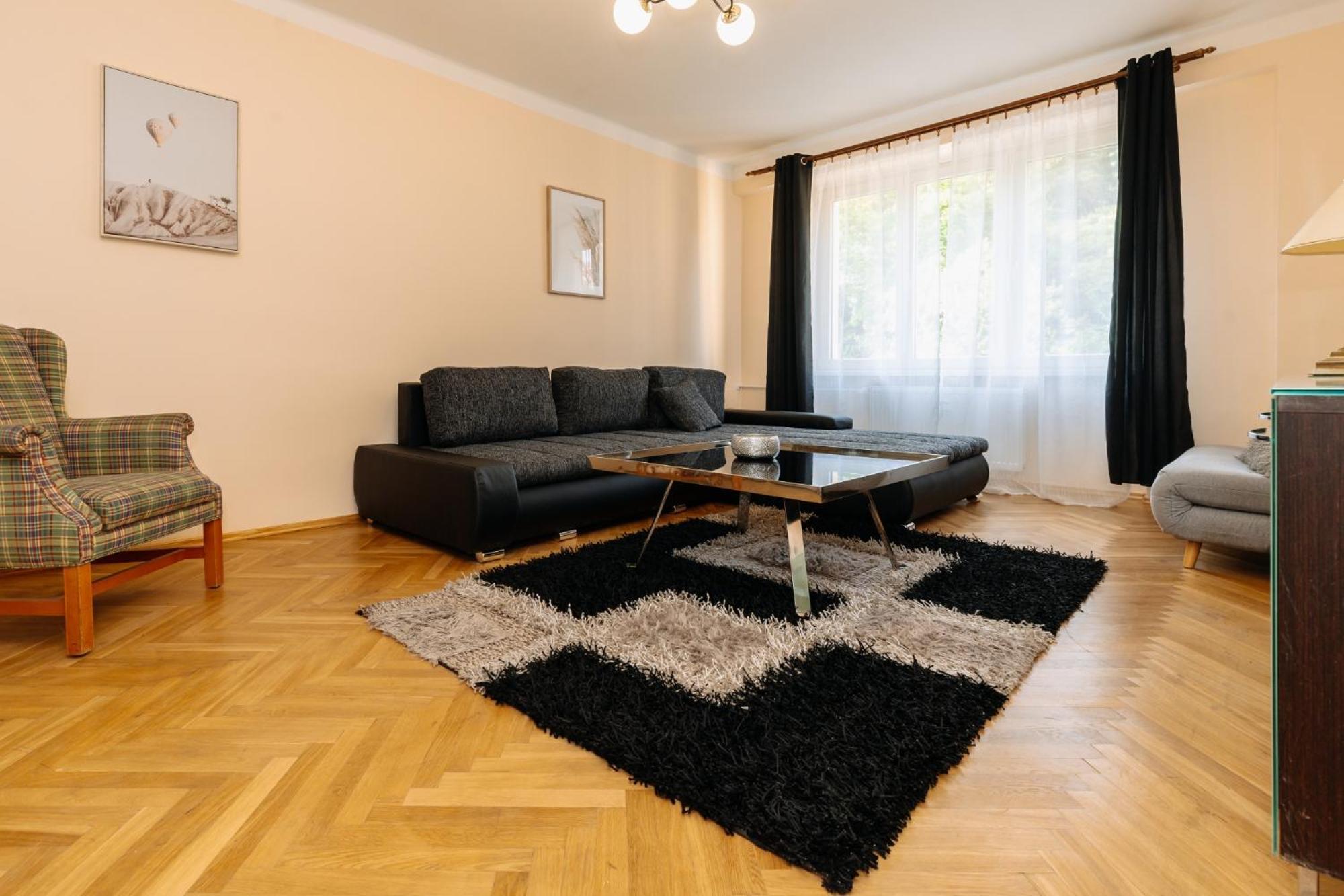Apartments Tgm 11 Karlovy Vary Extérieur photo